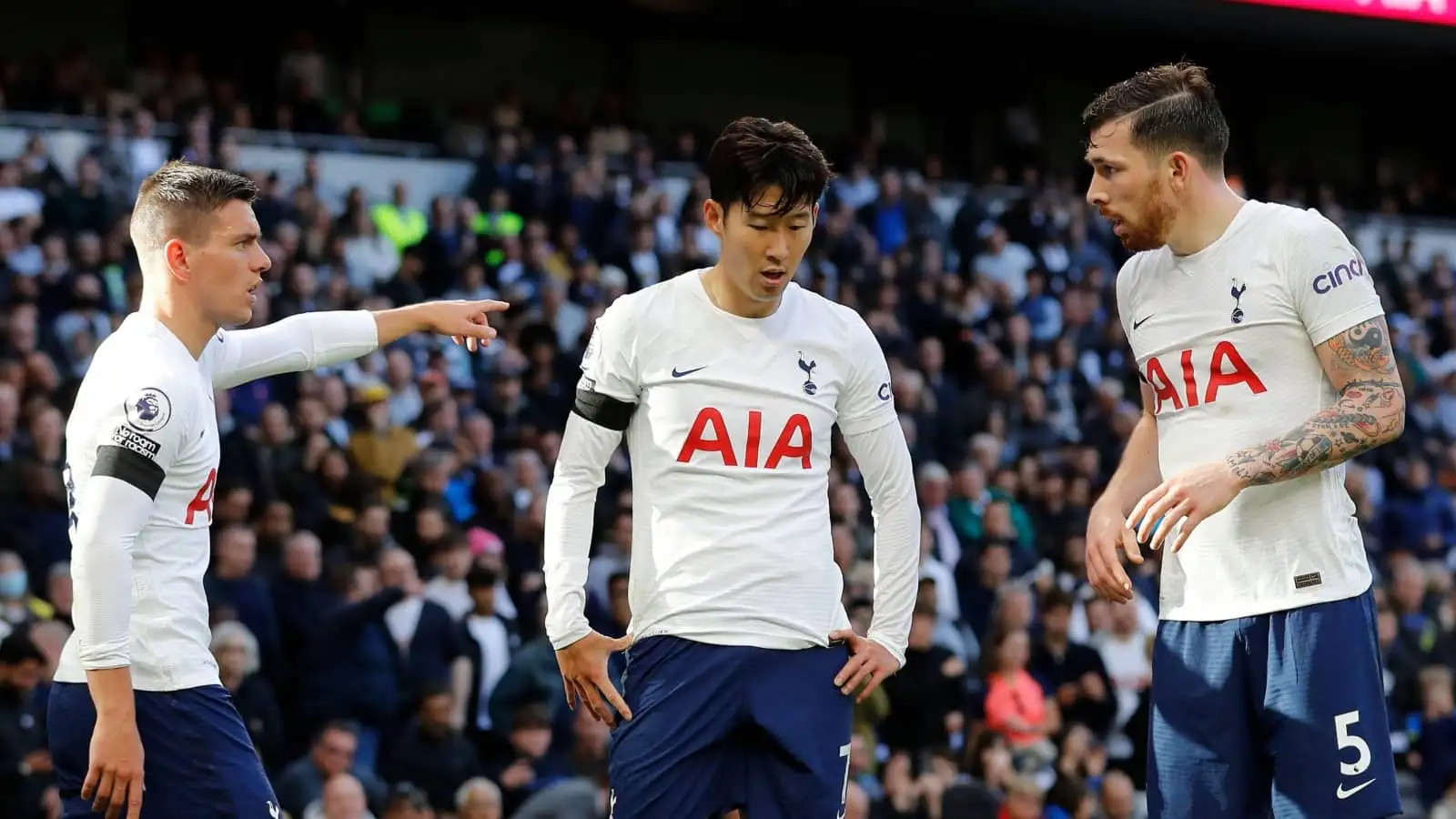 Giovani Lo Celso, Son Heung-min and Pierre-Emile Hojbjerg of Tottenham